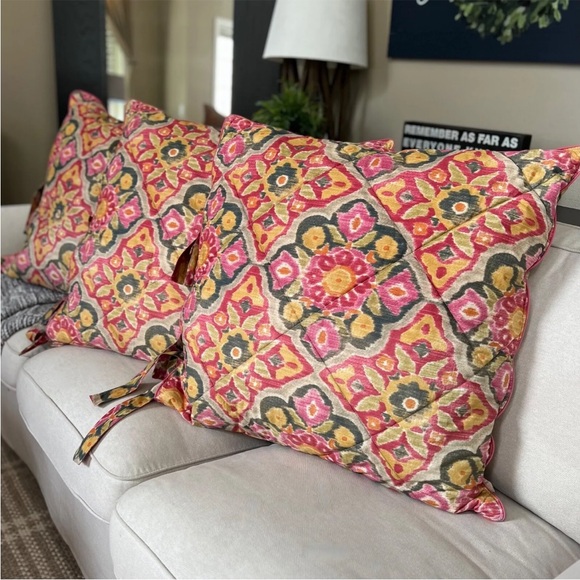 Set of 3 POTTERY BARN Quilted EURO Shams Floral Watercolor Medallion rose - gold - Picture 2 of 8